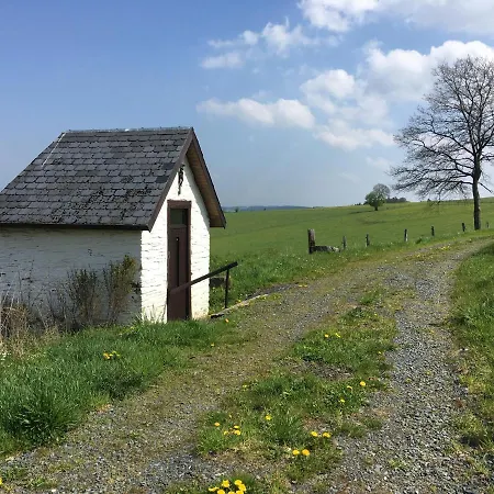 Le Petit Nanciry Farm stay *